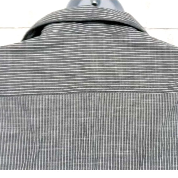 Levi's Women's Blue White Railroad Stripe Pajama Sleep Shirt - Picture 8 of 8